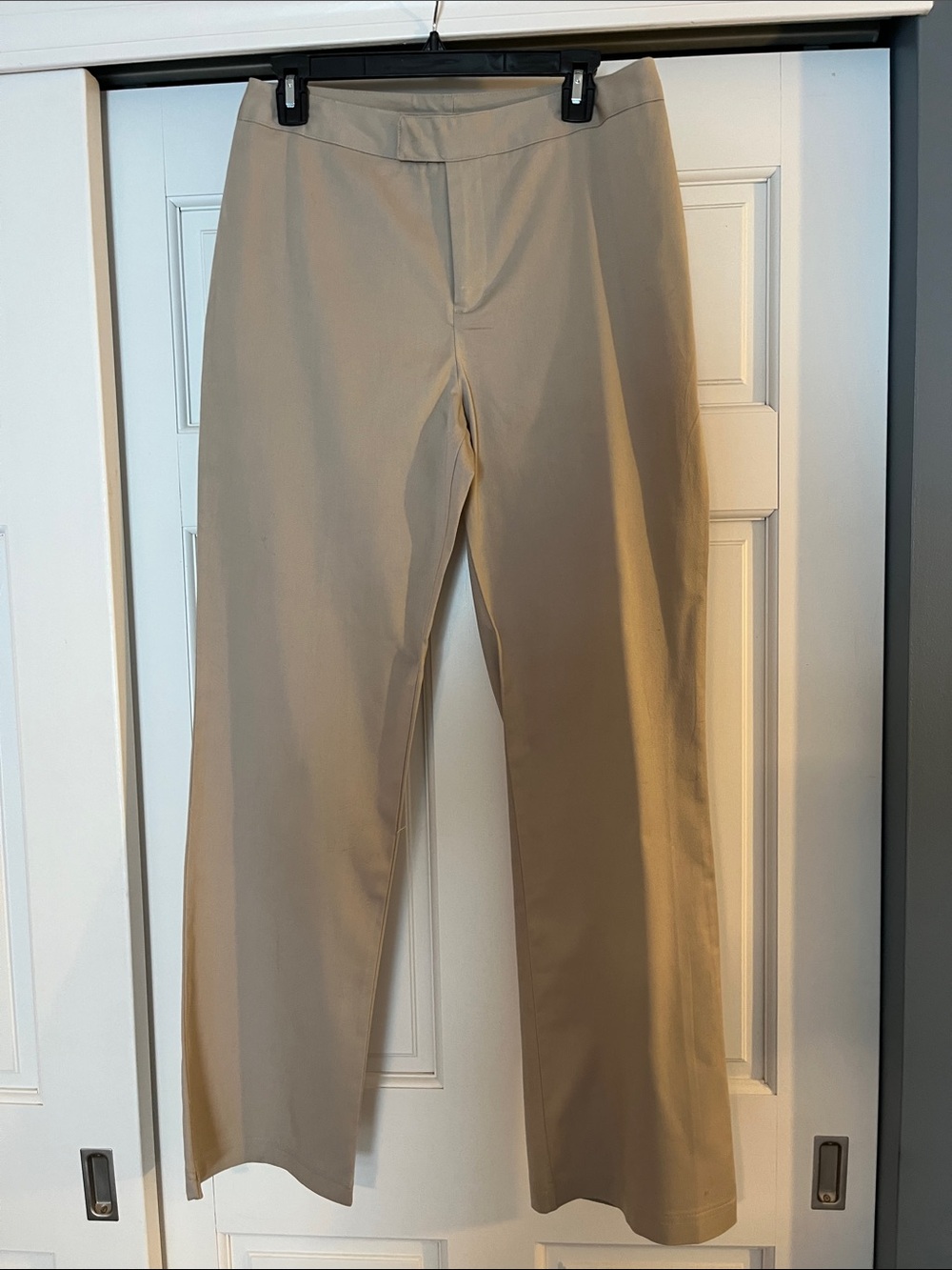 Classic Women's Khaki Straight-Leg Chinos